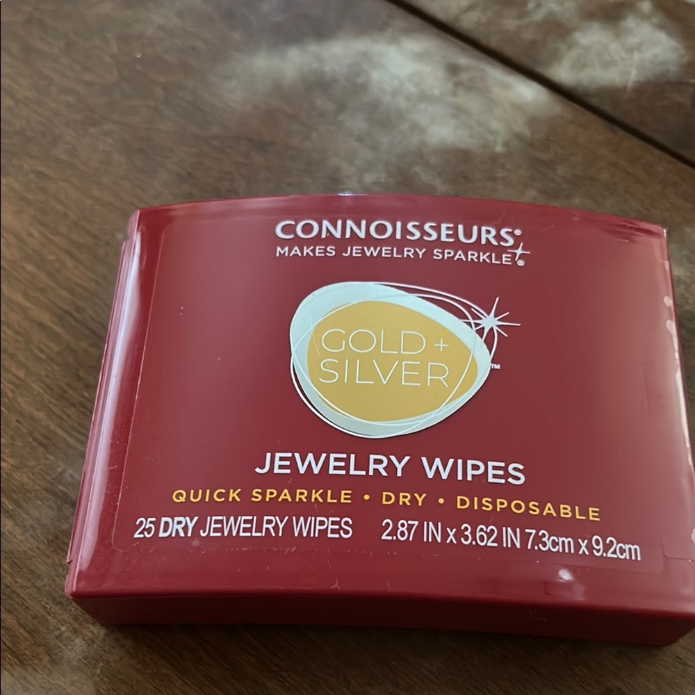 Connoisseurs Jewelry Wipes - Red